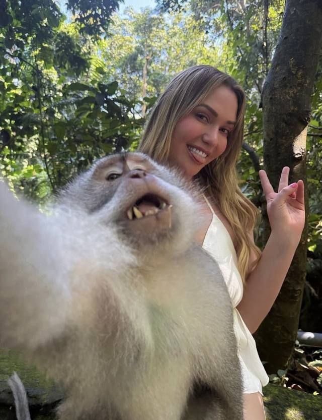 Hey I’m Joanne, hmu on Signal: 6609983041  or on telegram: jobaddie99 - Image 3